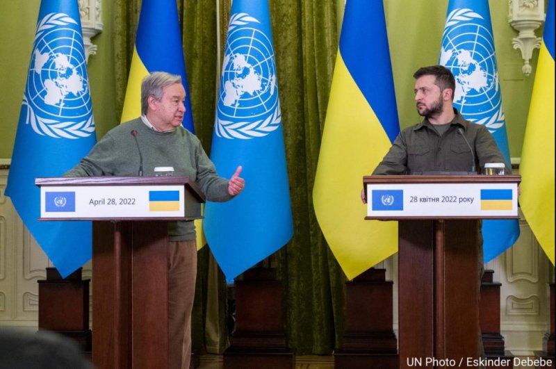 This image has an empty alt attribute; its file name is Russia-hits-Kyiv-as-UN-head-Guterres-meets-with-Ukraine-President-Zelensky.jpg